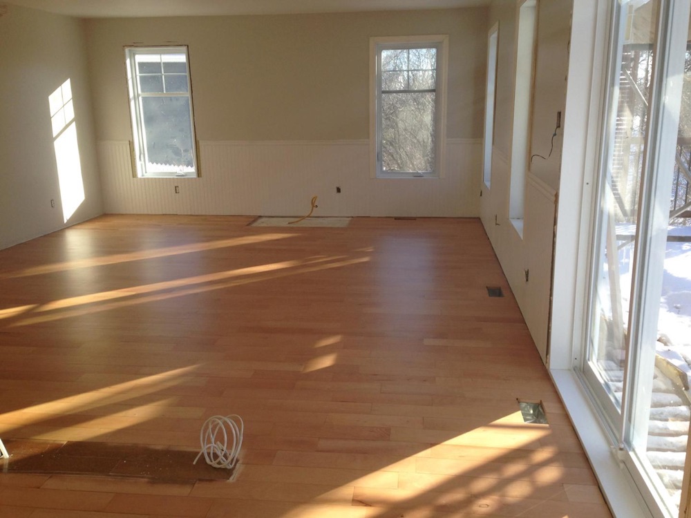 Sunlit glossy finish — Planchers Locas